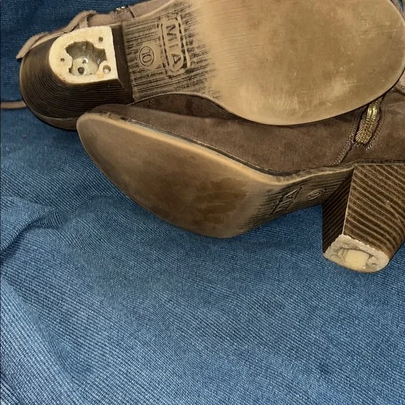 MIA Brown Ankle Booties with Braided Detail - Picture 5 of 5